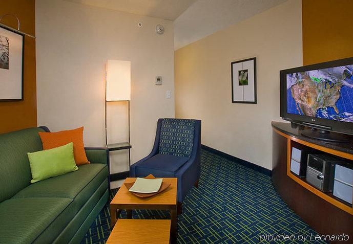 Fairfield Inn & Suites Louisville East Quarto foto